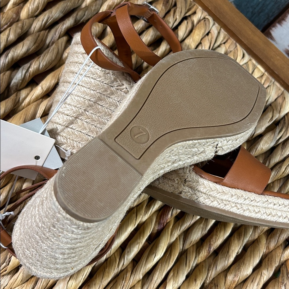 A new day 7 Brown Strappy Wedge Sandals - Picture 11 of 11